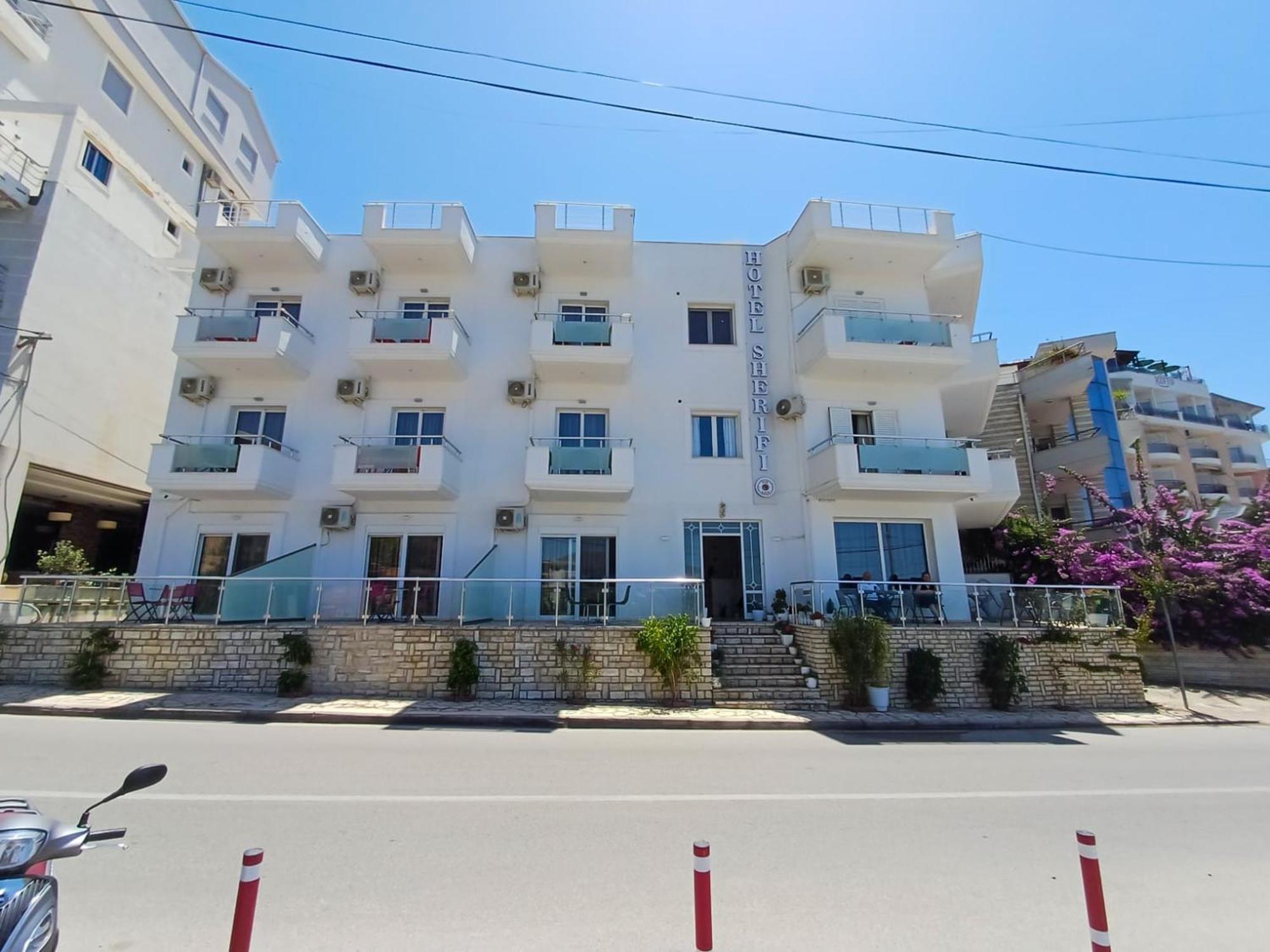 Hotel Sherifi Sarandë 외부 사진