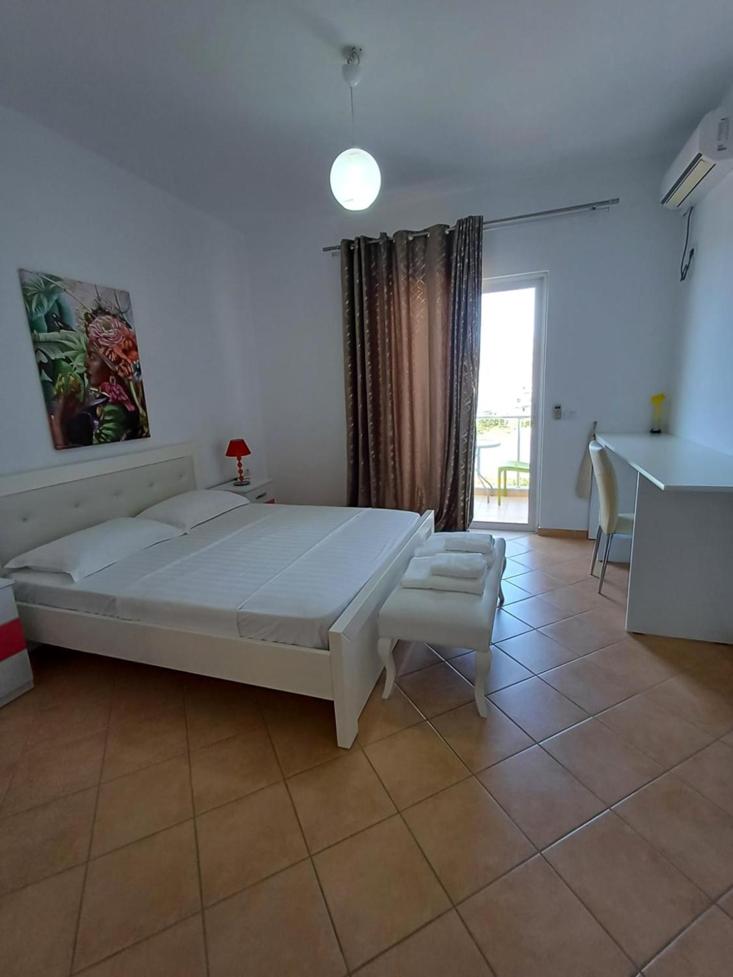Hotel Sherifi Sarandë 외부 사진