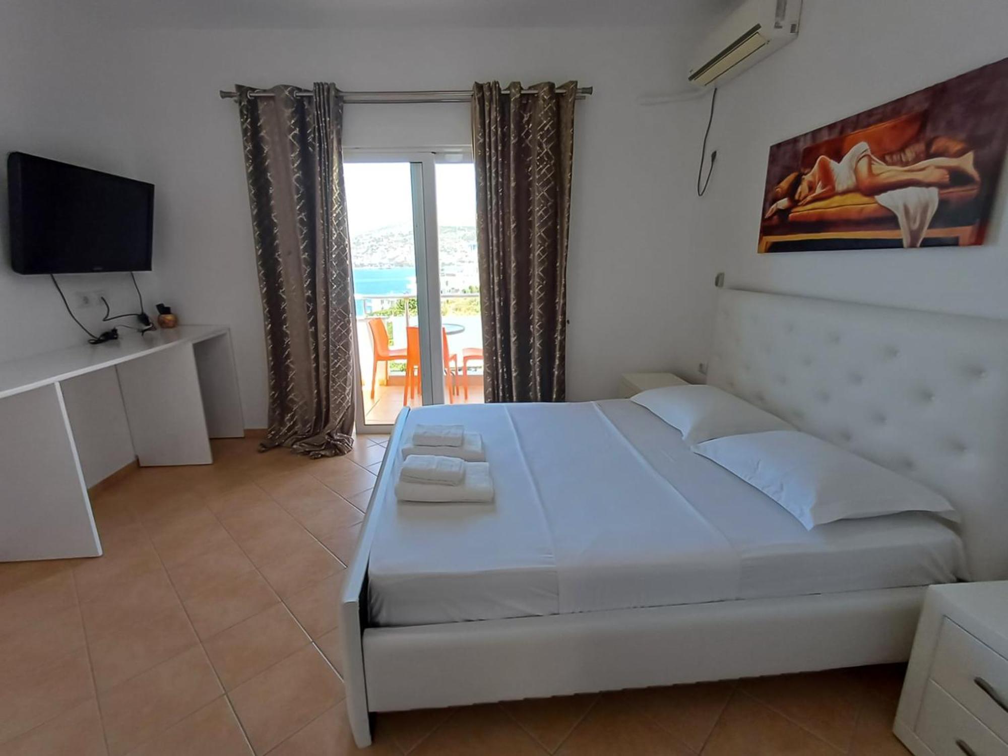 Hotel Sherifi Sarandë 외부 사진