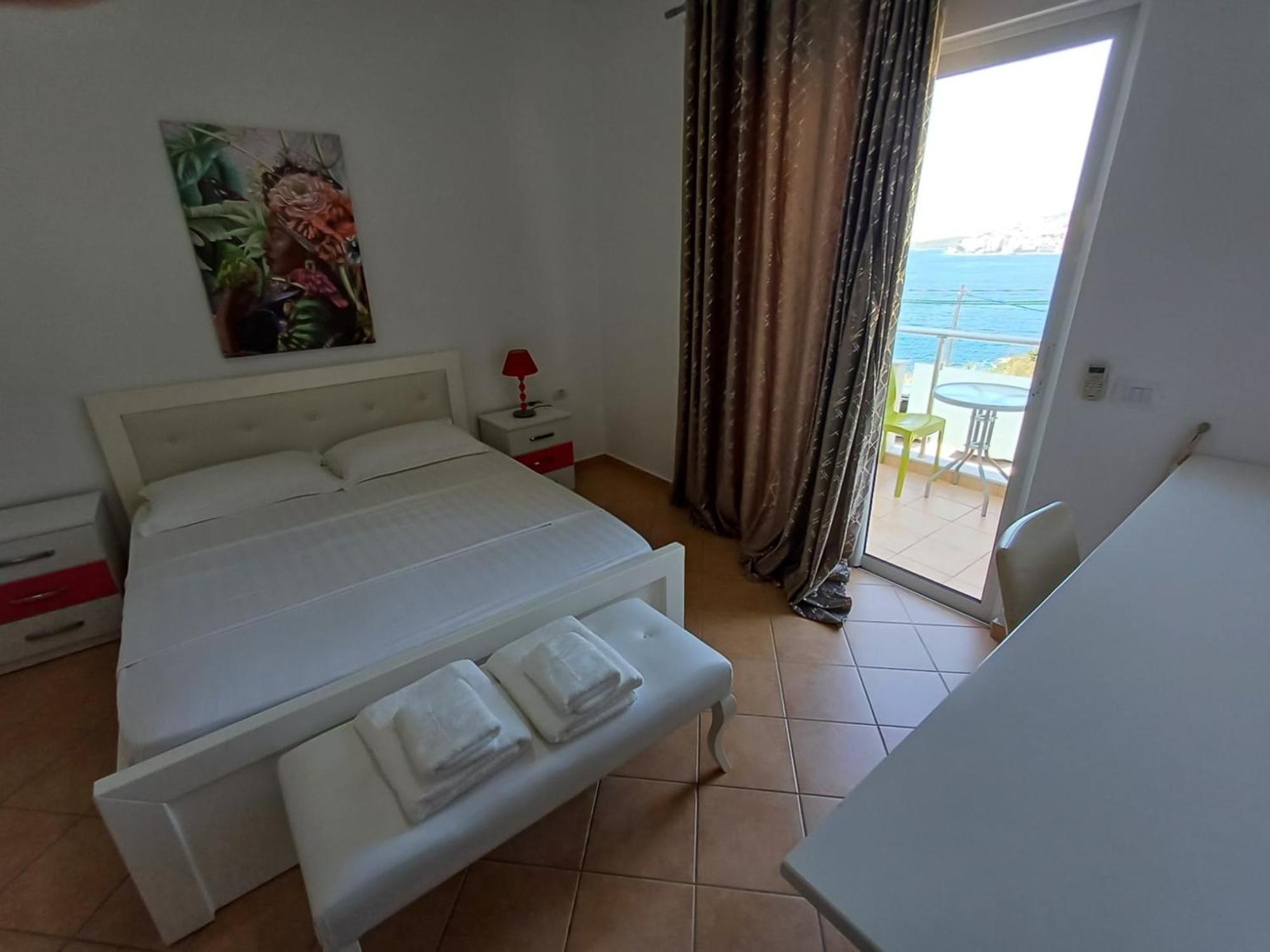Hotel Sherifi Sarandë 외부 사진