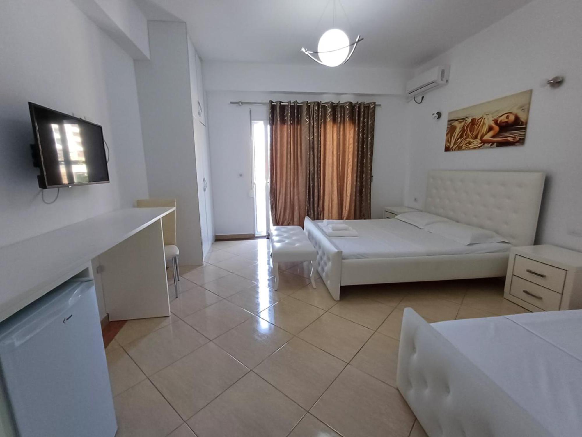 Hotel Sherifi Sarandë 외부 사진