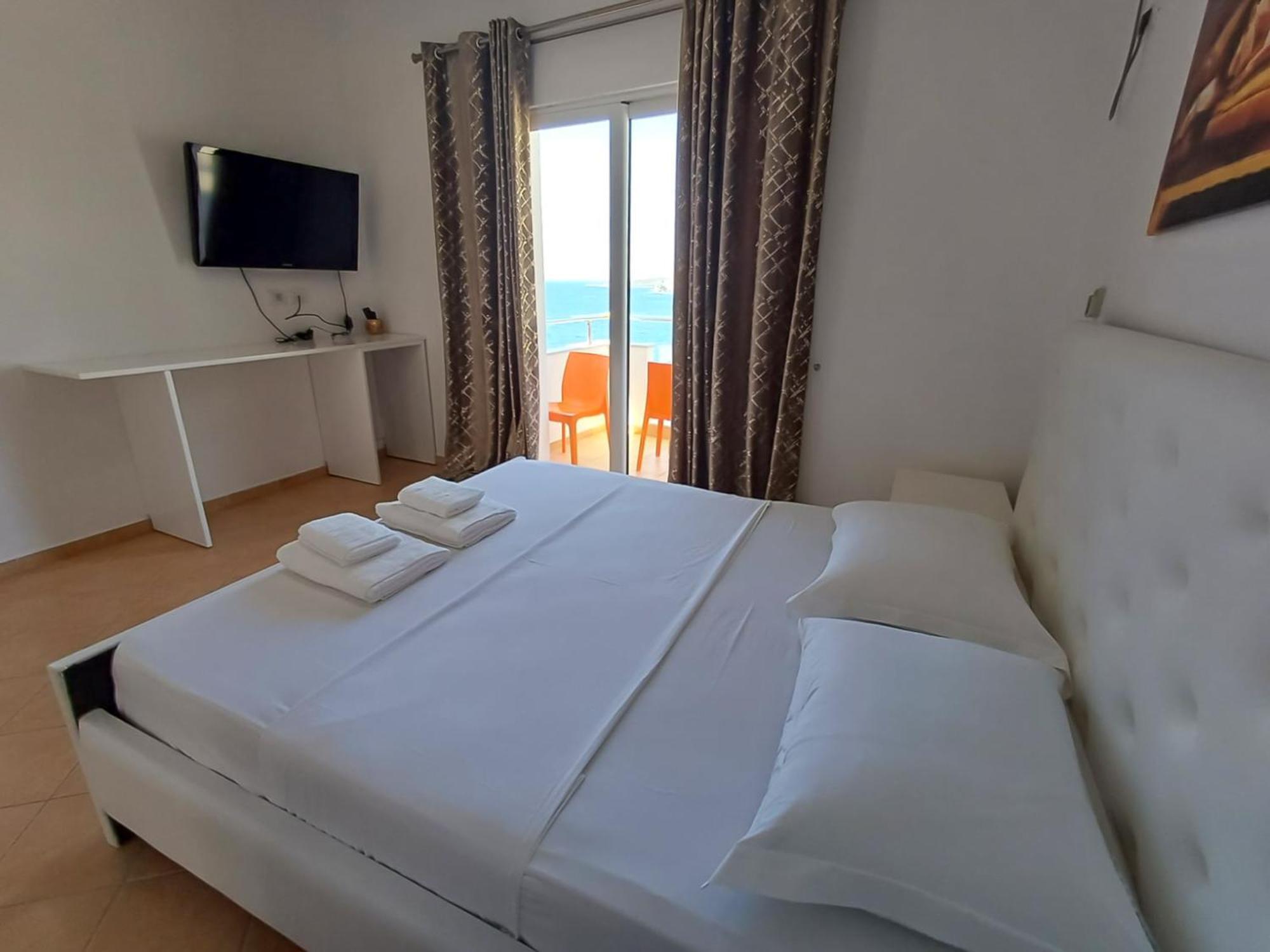 Hotel Sherifi Sarandë 외부 사진