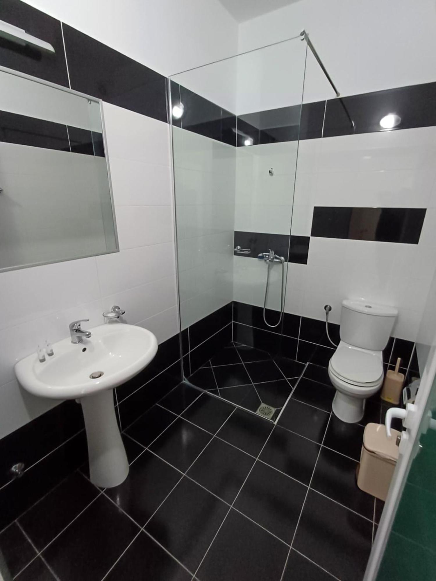 Hotel Sherifi Sarandë 외부 사진