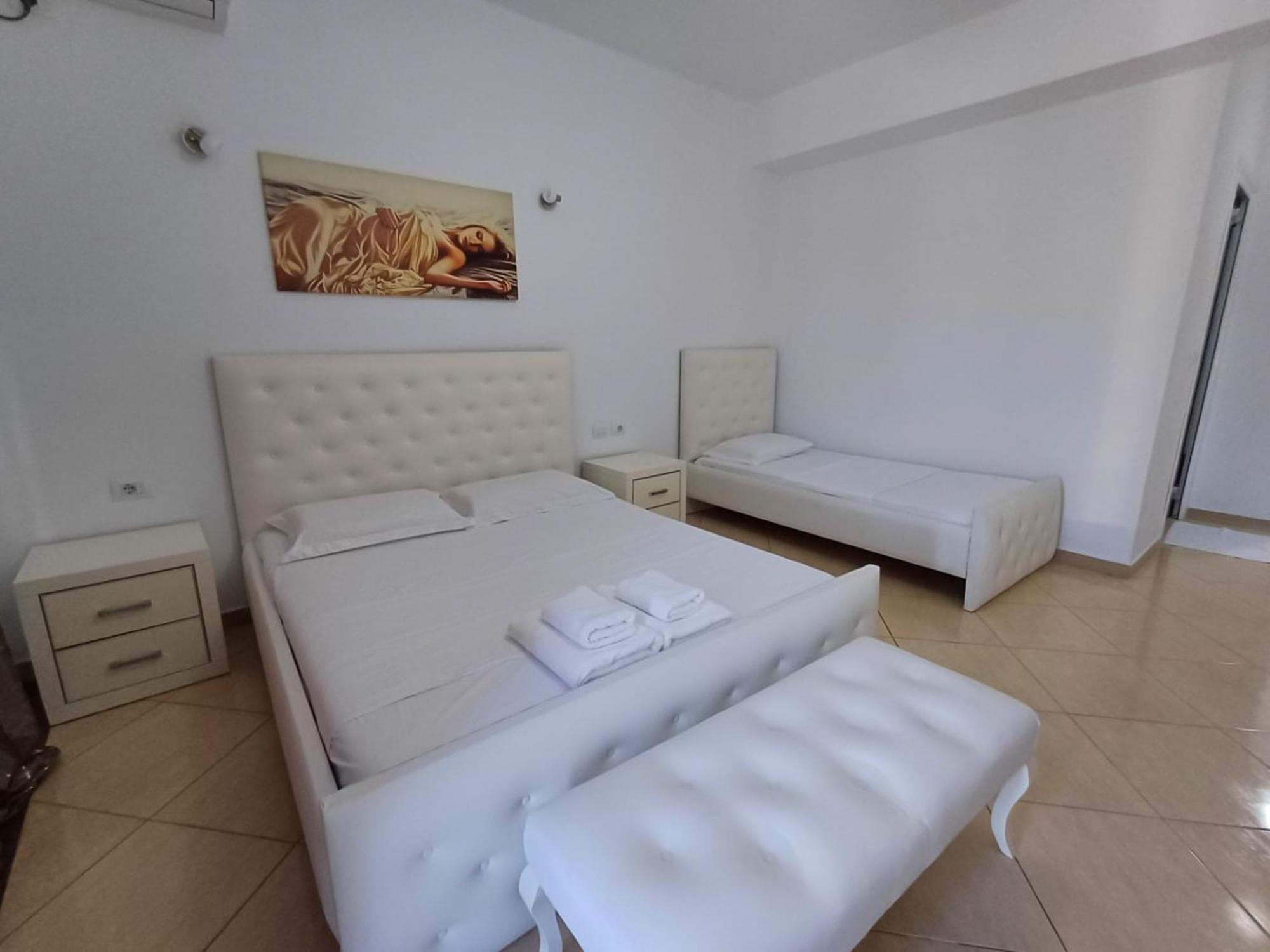 Hotel Sherifi Sarandë 외부 사진