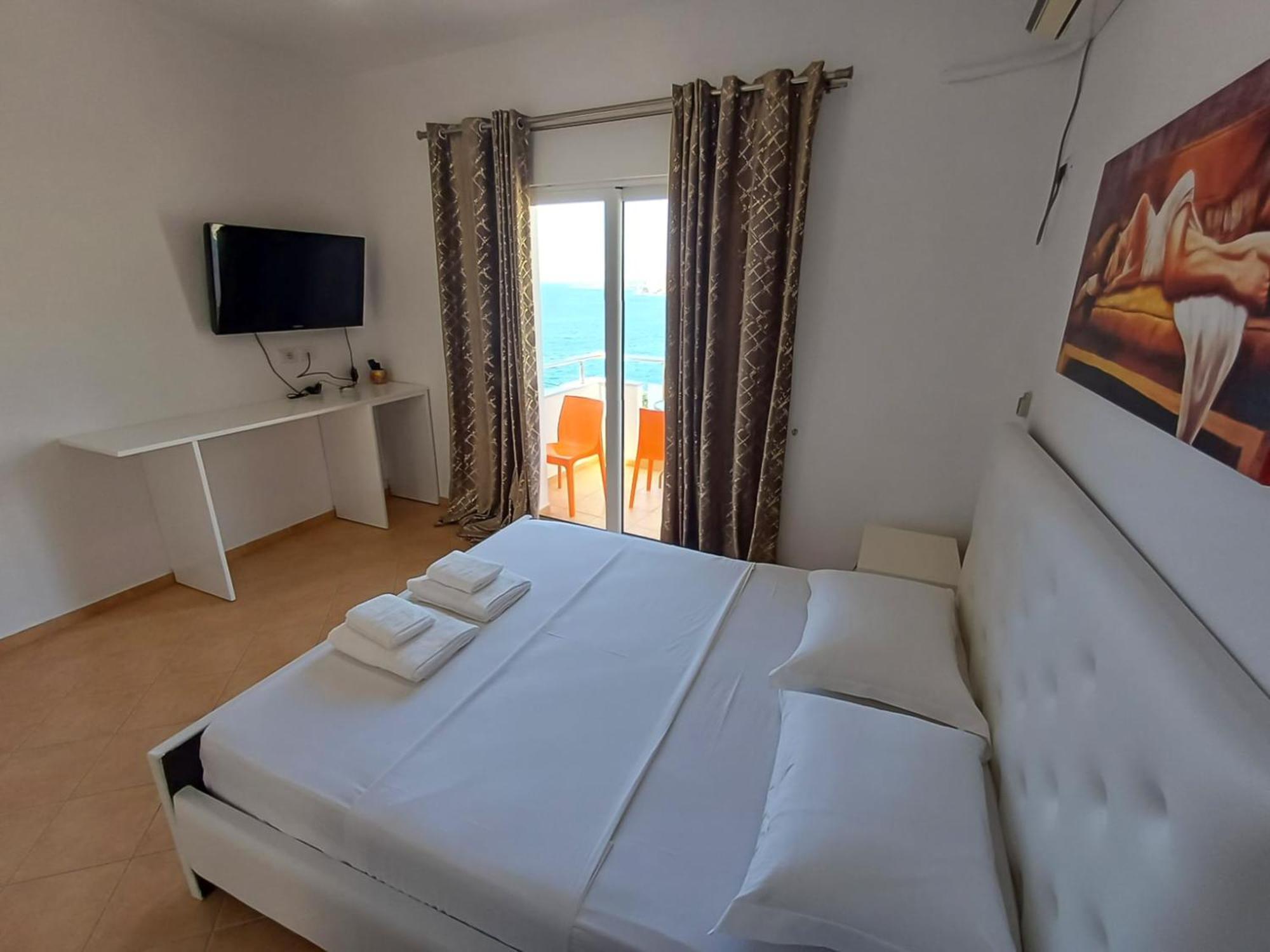 Hotel Sherifi Sarandë 외부 사진