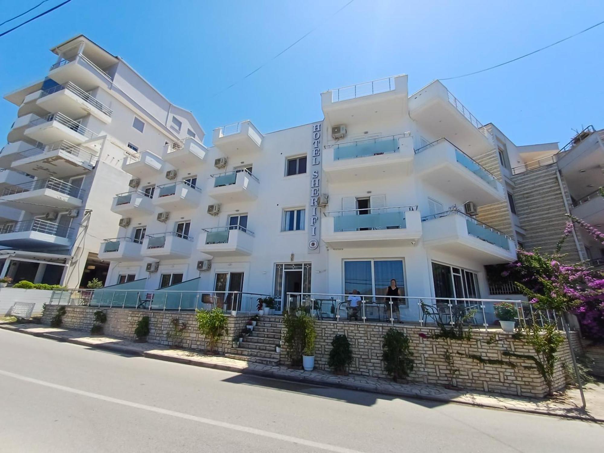 Hotel Sherifi Sarandë 외부 사진