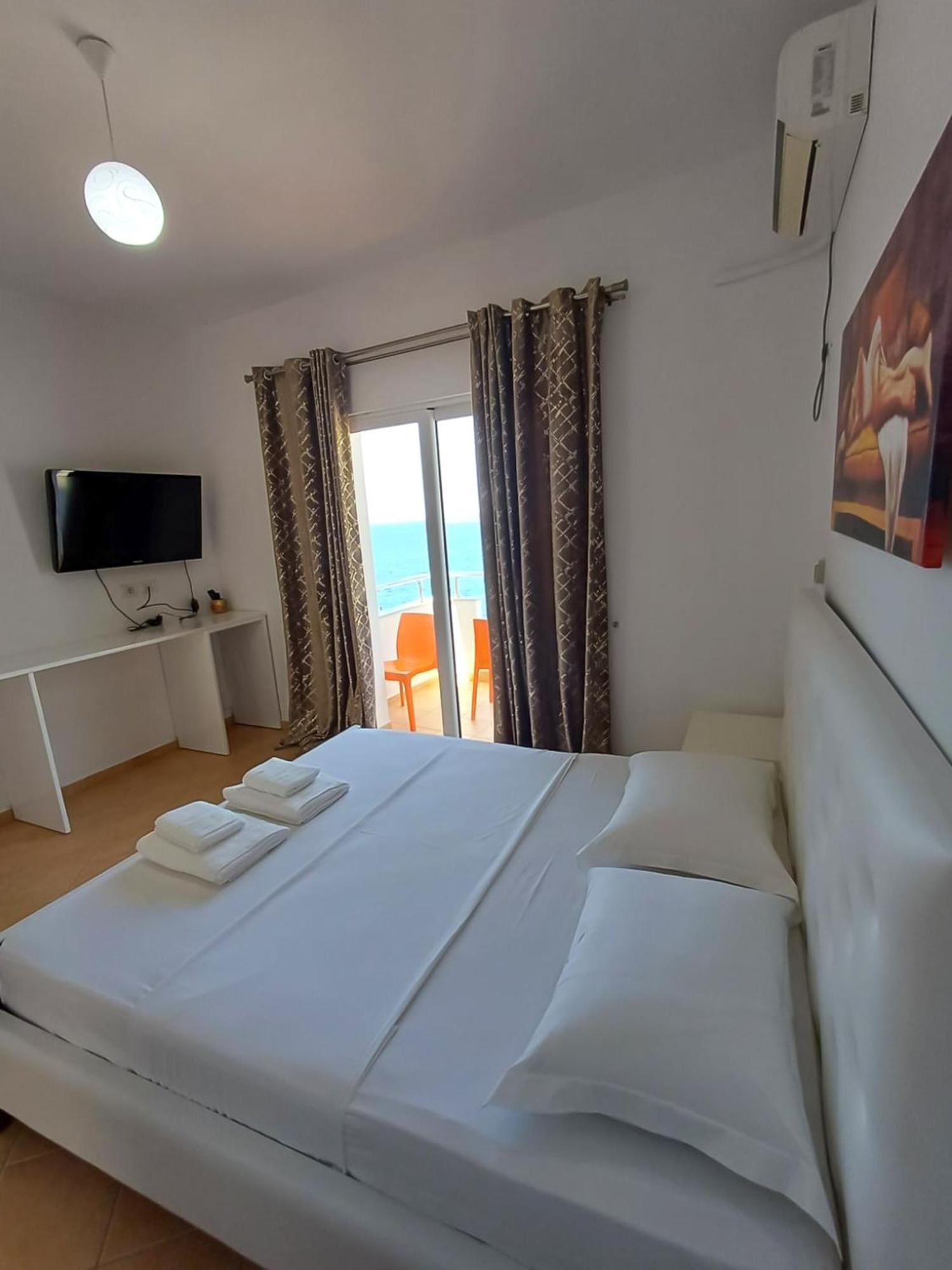 Hotel Sherifi Sarandë 외부 사진