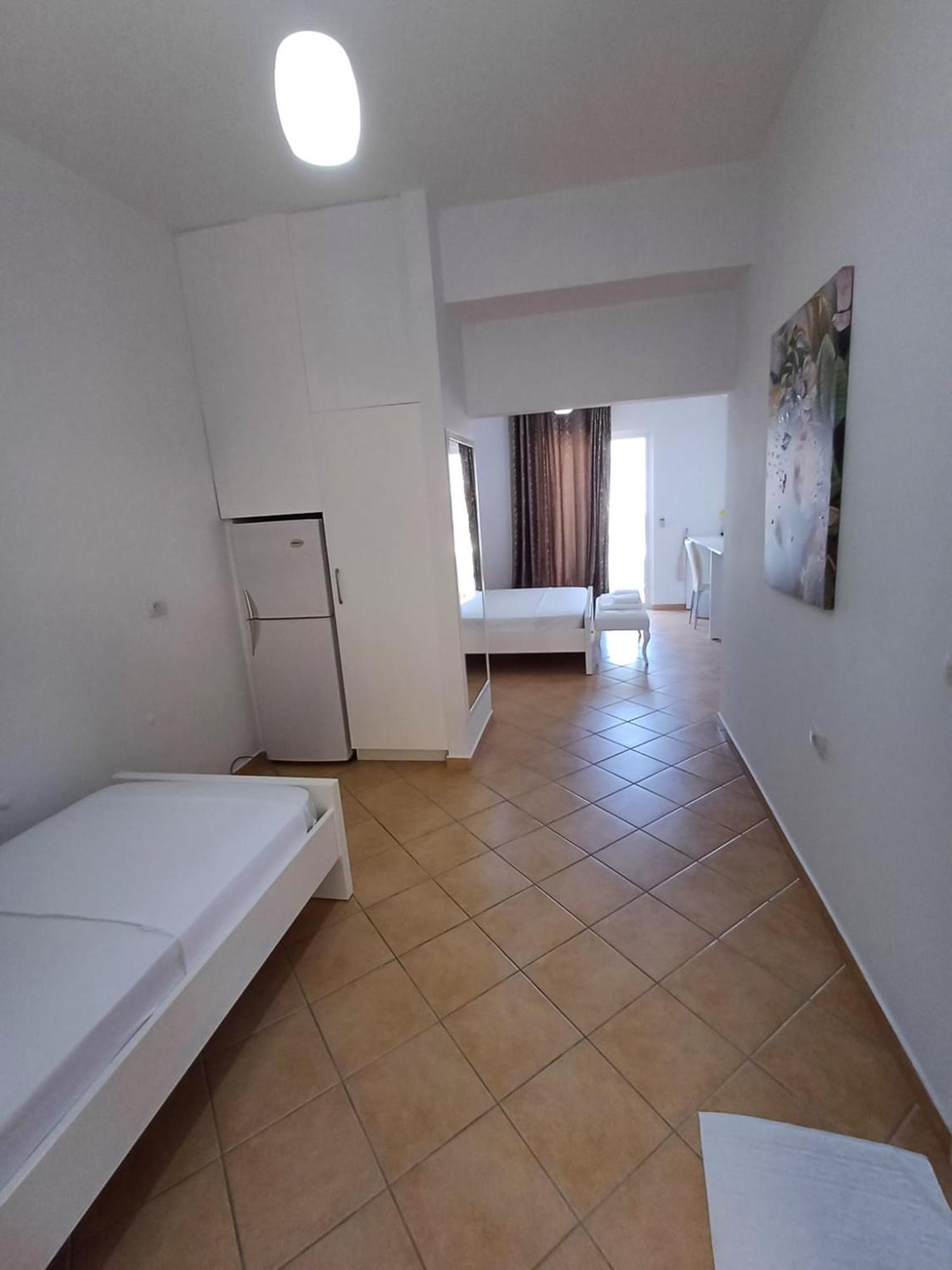 Hotel Sherifi Sarandë 외부 사진