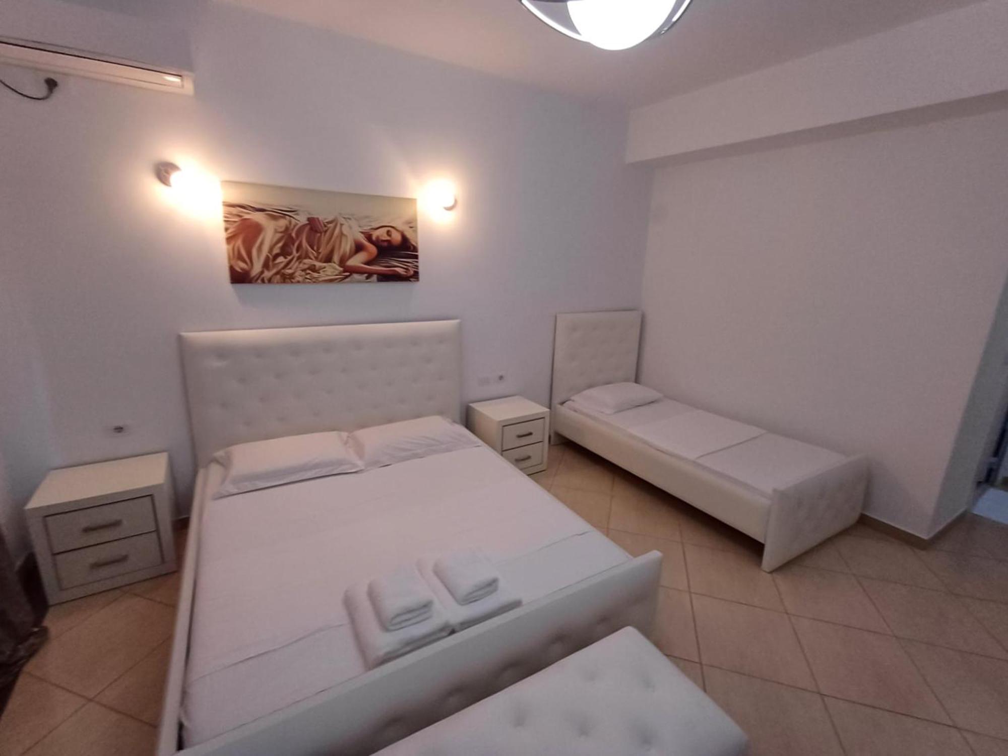 Hotel Sherifi Sarandë 외부 사진